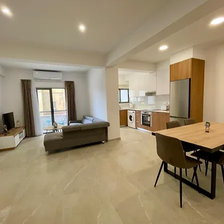 Downtown Apartamento Lárnaca