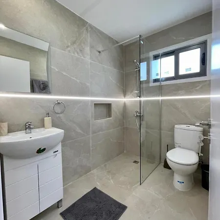 Downtown Appartamento Larnaca